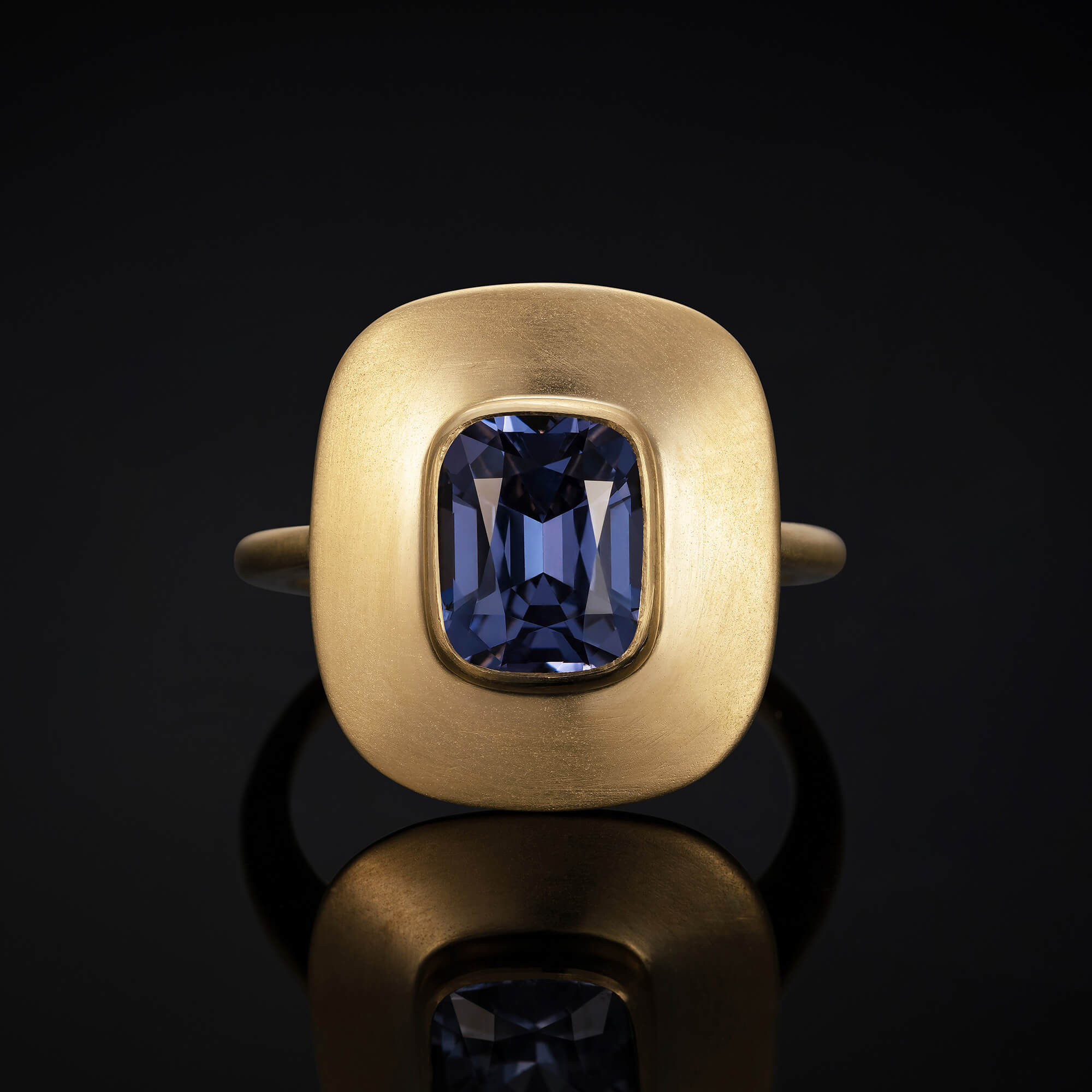 Urdr Grey Blue Spinel and Gold Ring