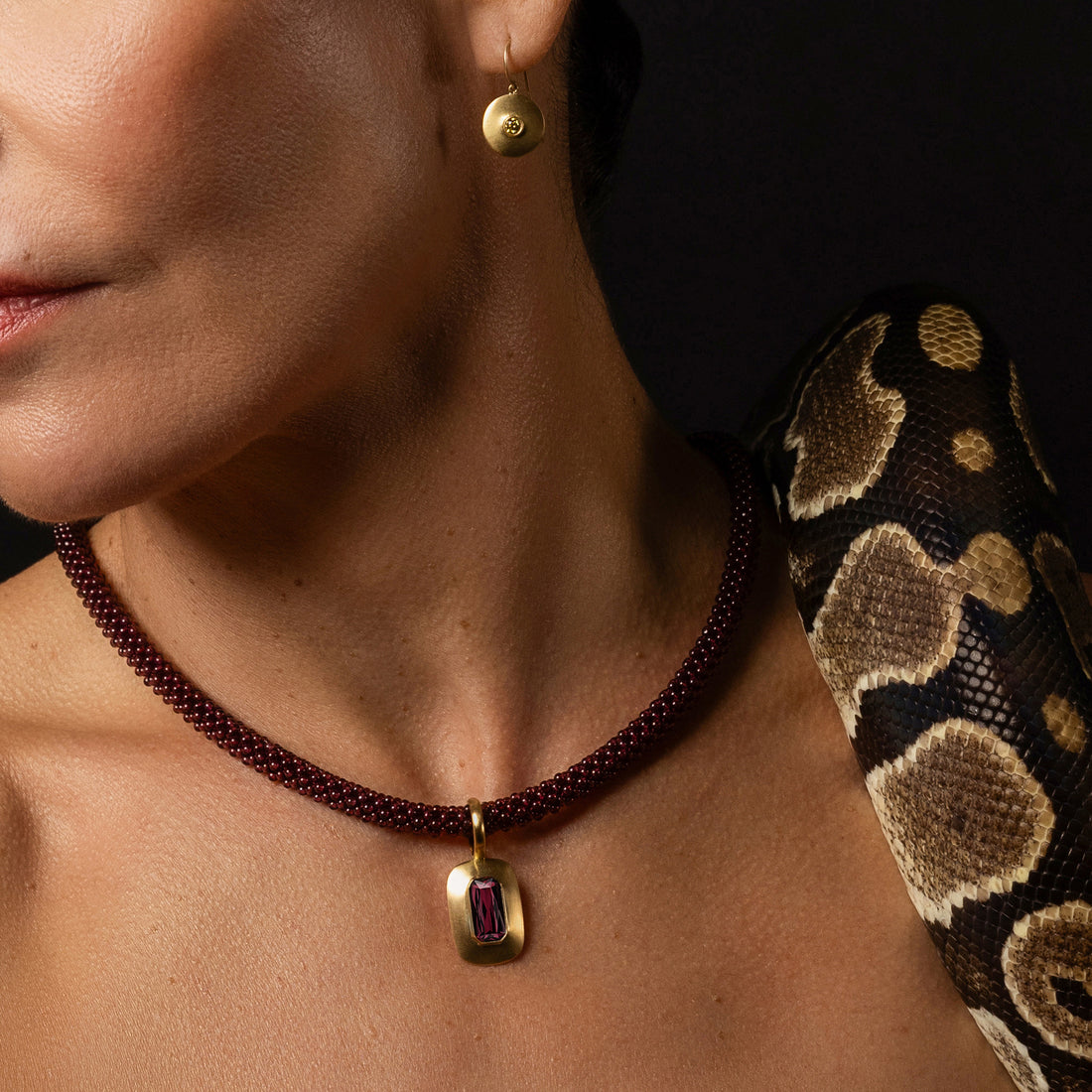 Serpa Garnet and Gold Necklace